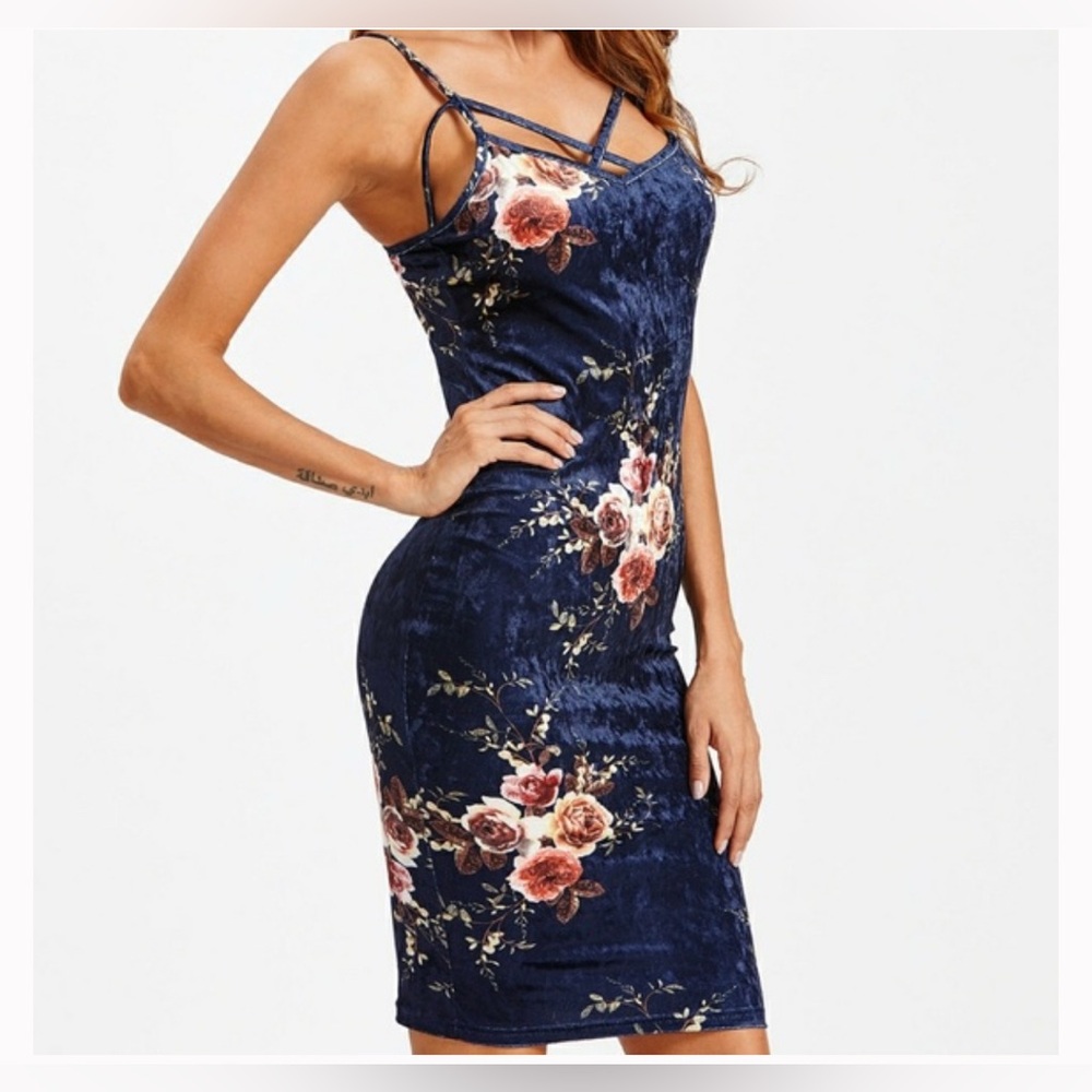 Blue Velvet Floral Strappy Midi Shein Dress – Size M | VGUC